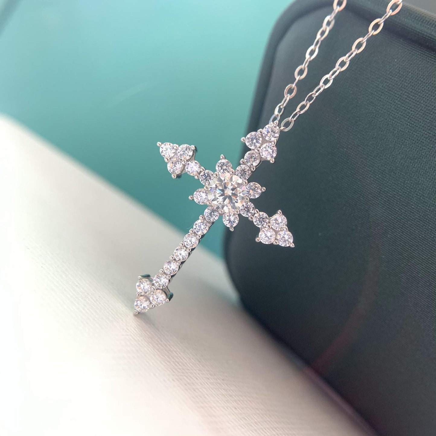 Retro Cross Moissanite Necklace (925 Sterling Silver)